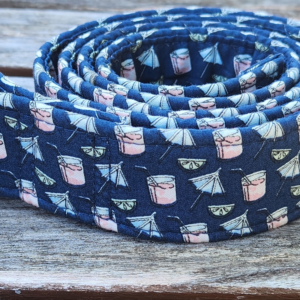 Vineyard Vines D-Ring Belt Beach Umbrellas and Drinks L - Picture 2 of 4